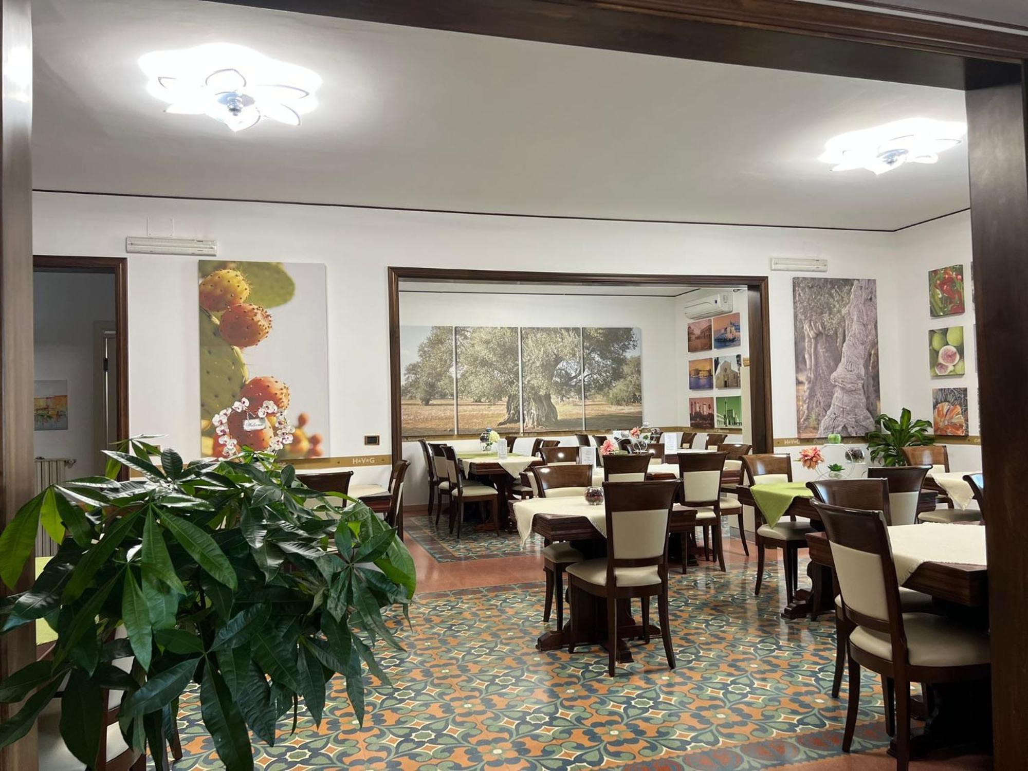 Hotel Villa Giovanna Torre Suda Exterior photo