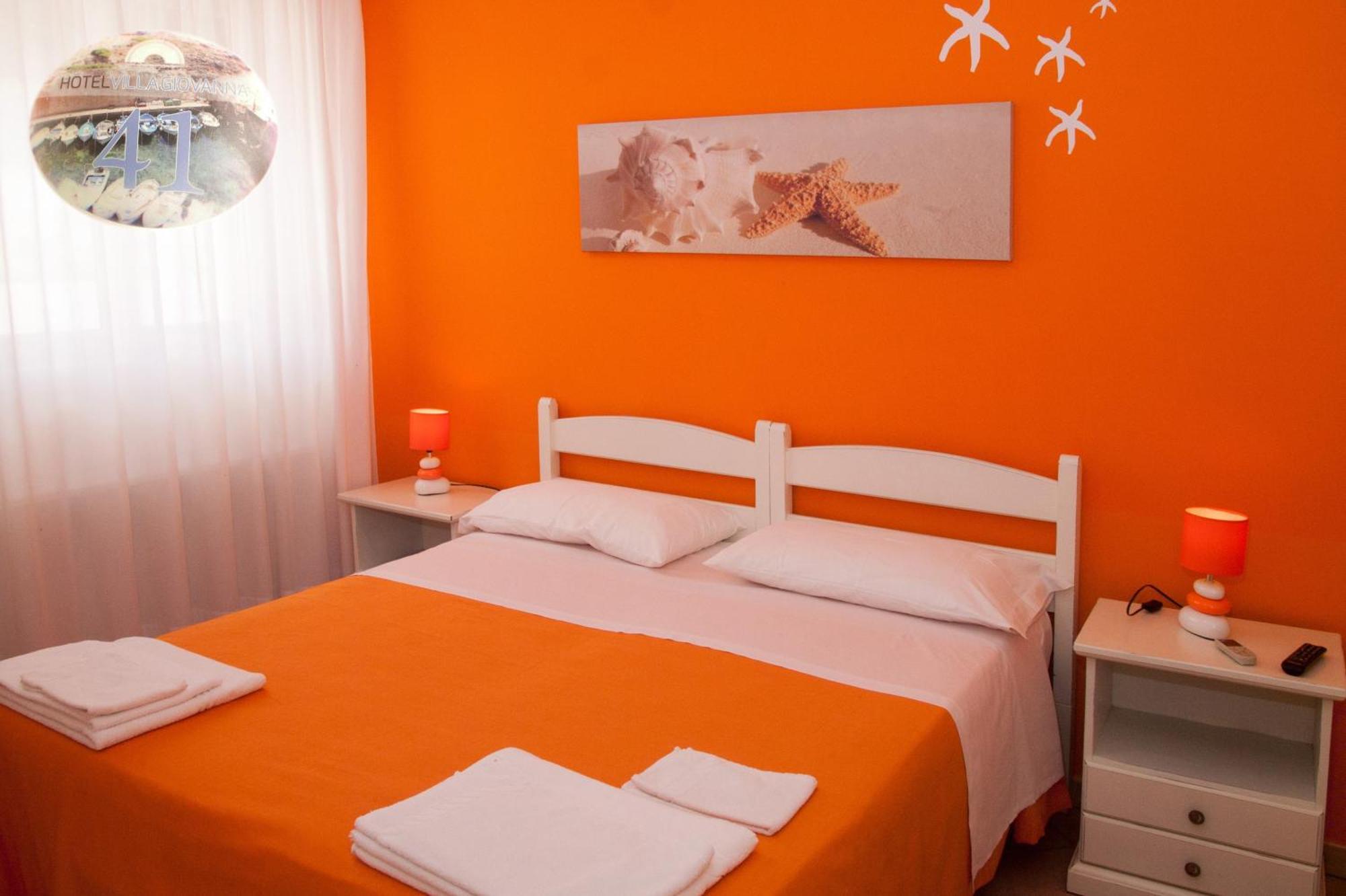Hotel Villa Giovanna Torre Suda Exterior photo