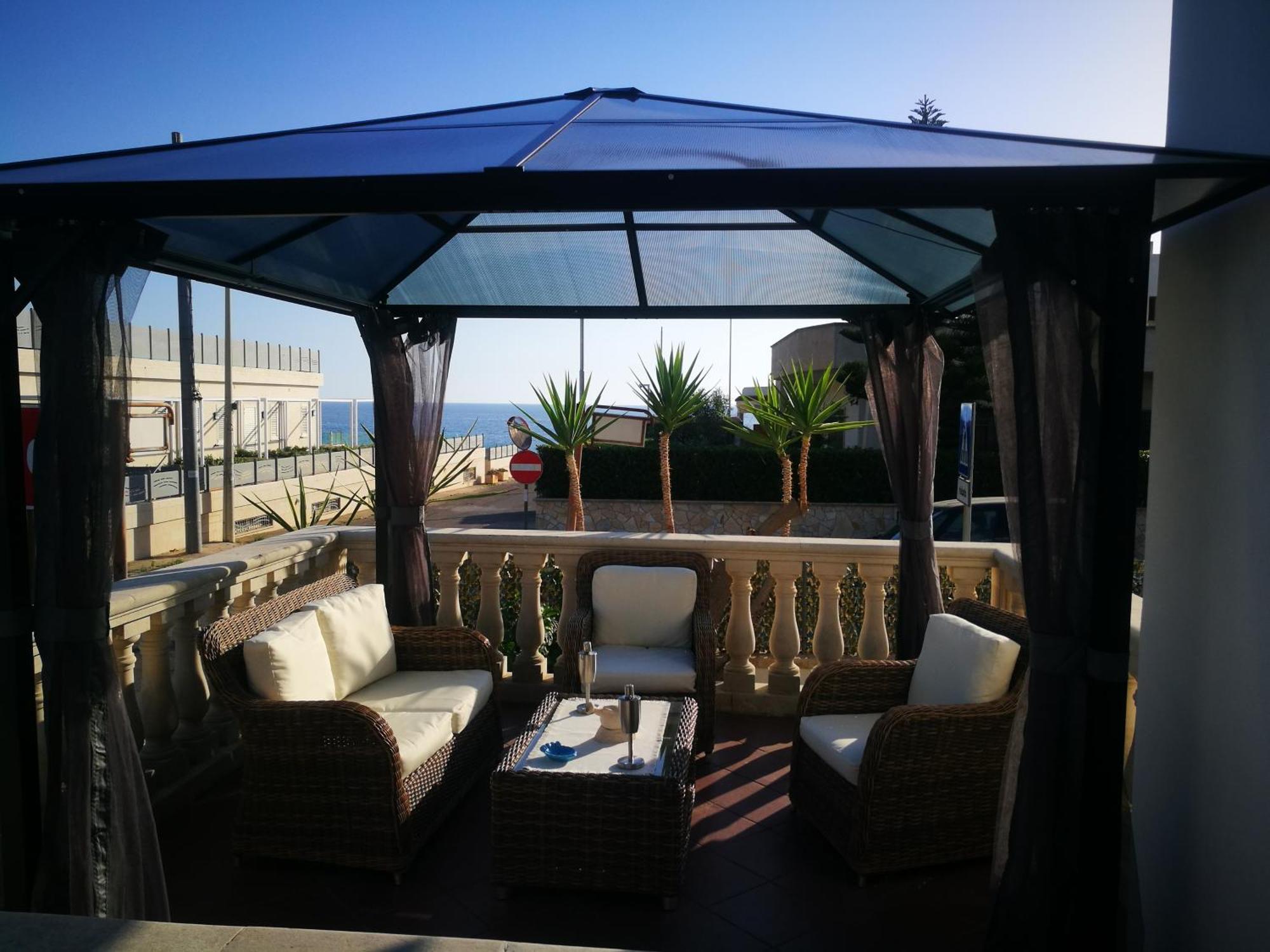 Hotel Villa Giovanna Torre Suda Exterior photo